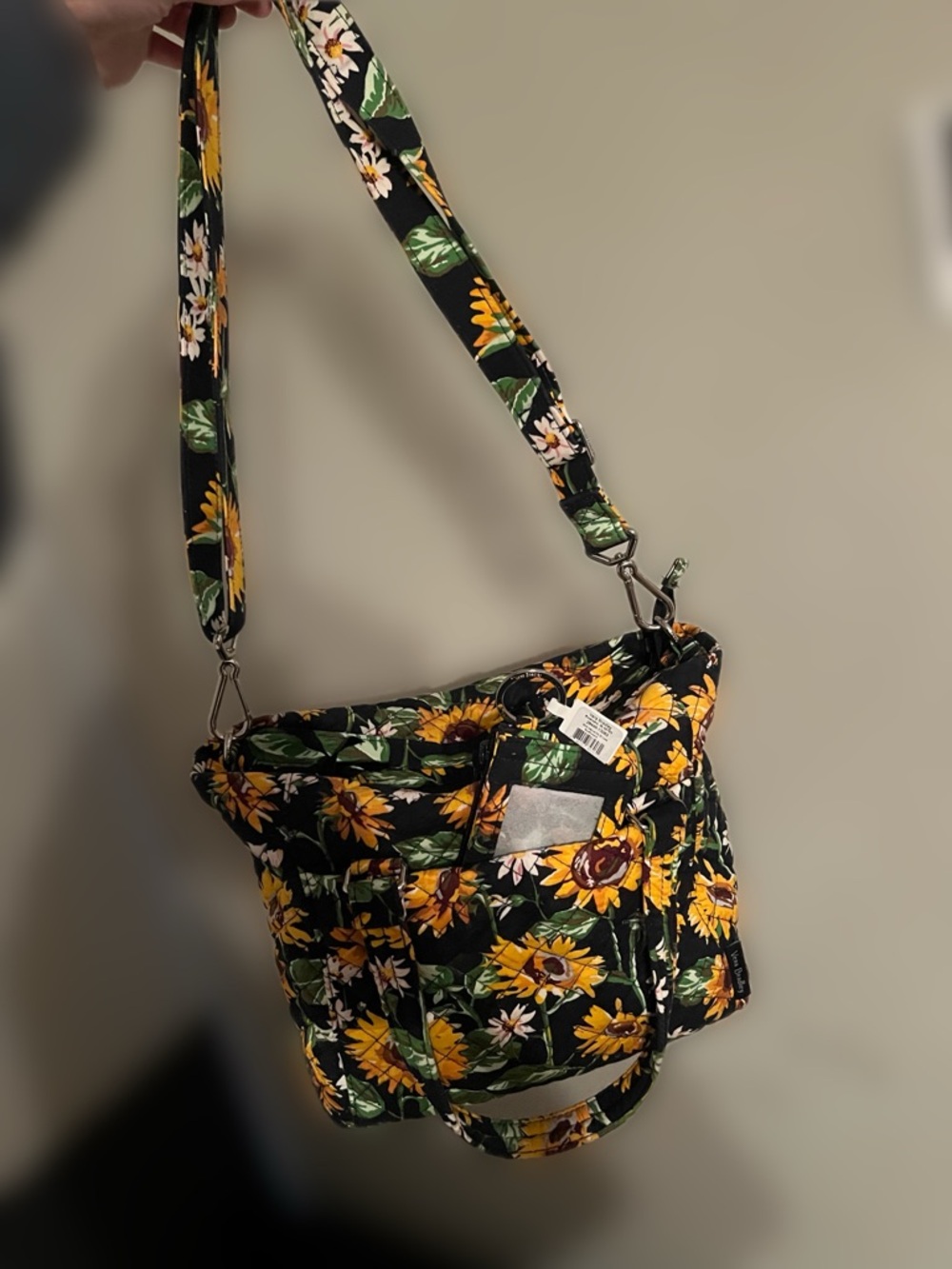 Vera Bradley Black Sunflower Quilted Crossbody with Card Holder-Retired Pattern🌻 - Picture 8 of 9